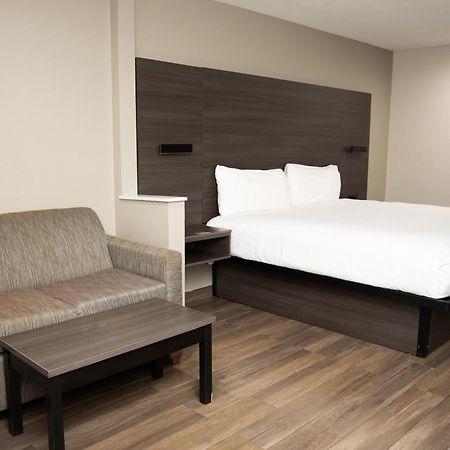 Americas Best Value Inn Harlingen Bagian luar foto