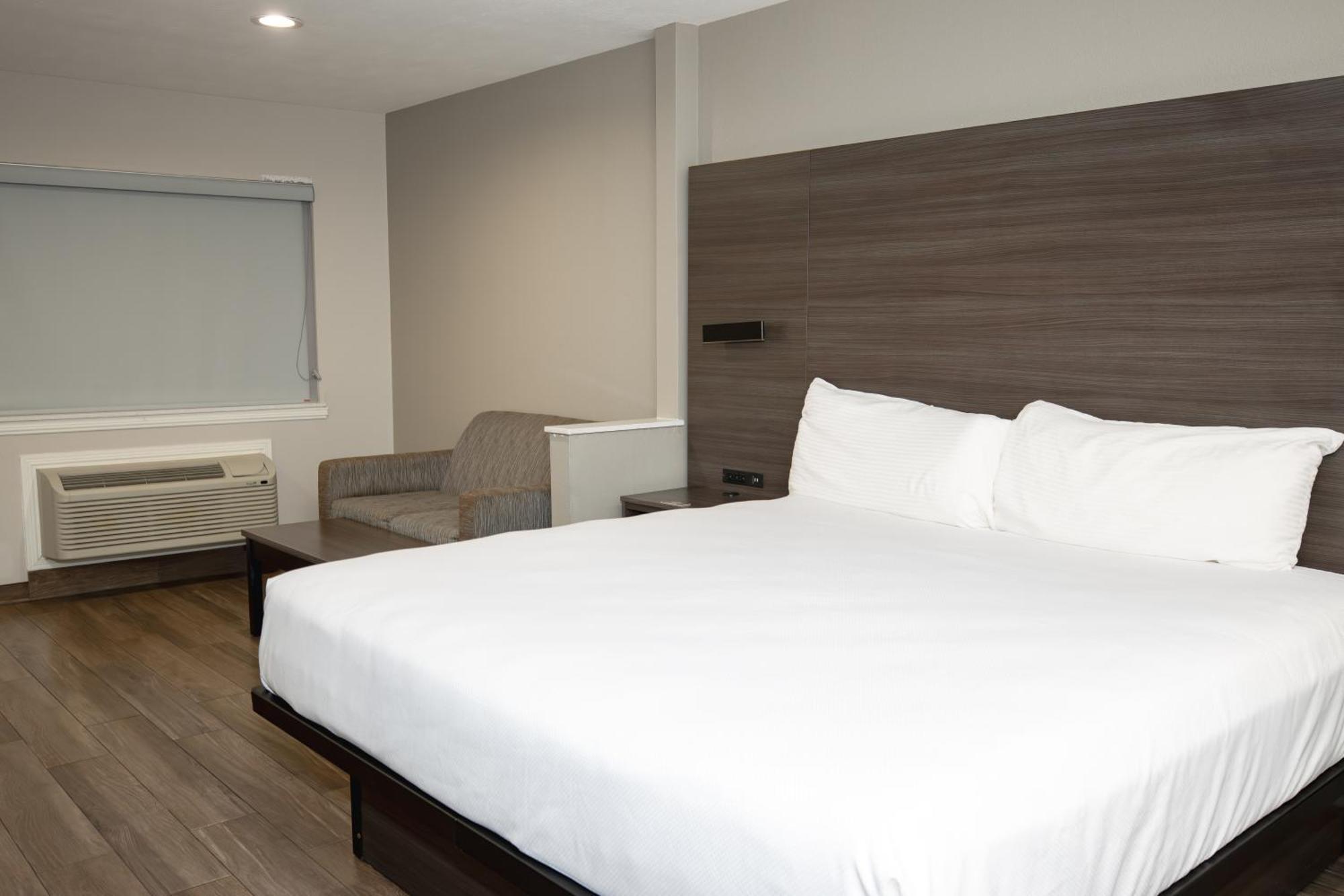 Americas Best Value Inn Harlingen Bagian luar foto