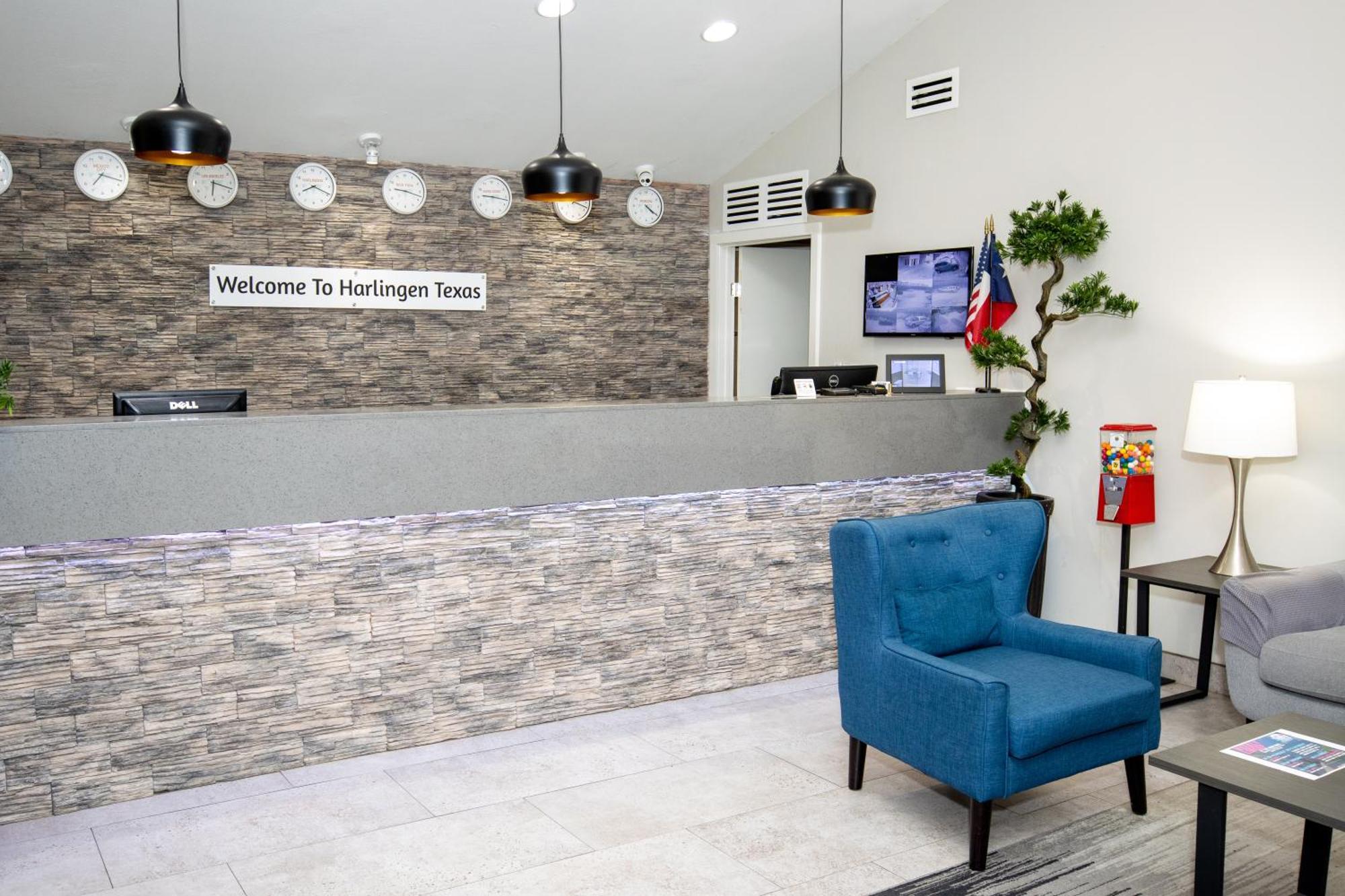 Americas Best Value Inn Harlingen Bagian luar foto